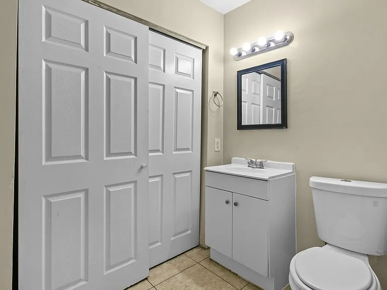 3721 Henry Ave — Photo 25