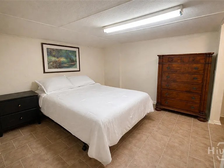 5013B Ogeechee Rd #10 — Photo 8