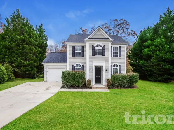 1606 Oak Knoll Ln, Charlotte, NC 28214