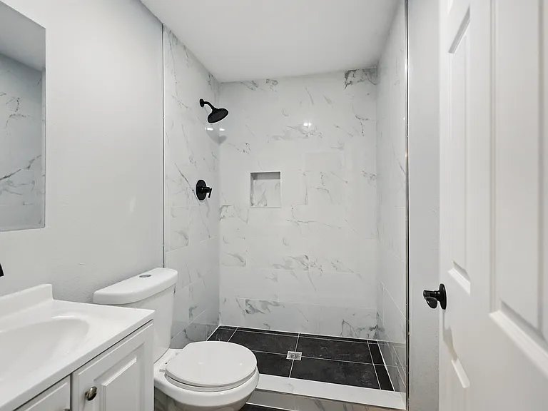 43820 Beech Ave #1/2 — Photo 5