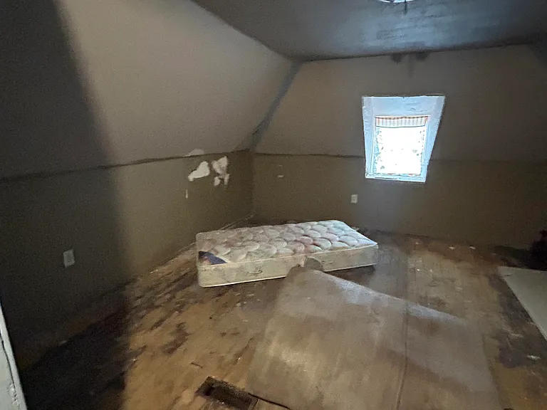 5470 Plover Ave — Photo 11