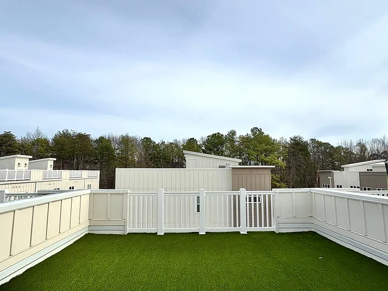 3423 Holabird Ln — Photo 50
