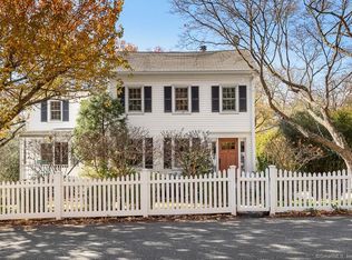 31 Brookside Rd, Darien, CT 06820