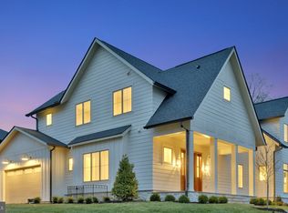 1000 Glyndon St SE, Vienna, VA 22180