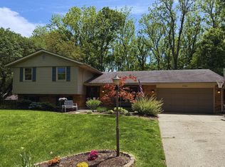 3765 Frostwood Dr, Dayton, OH 45430