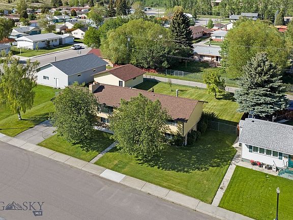4th image of 2105 Lincoln St