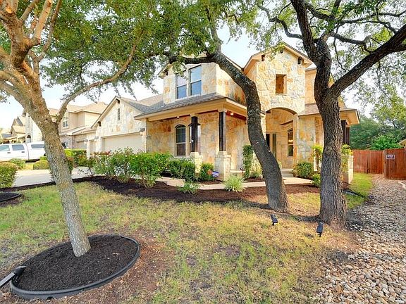 5th image of 208 Arrezo Ln