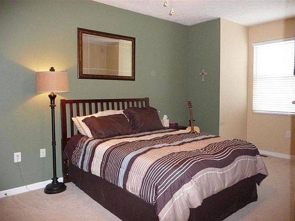 4th image of 7521F Mansion Cir