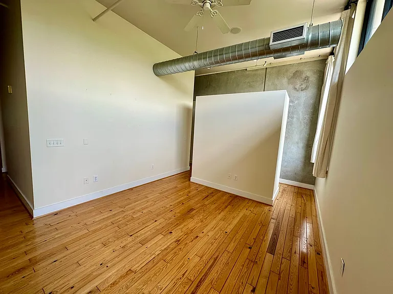 2226 1st Ave S #203 — Photo 8