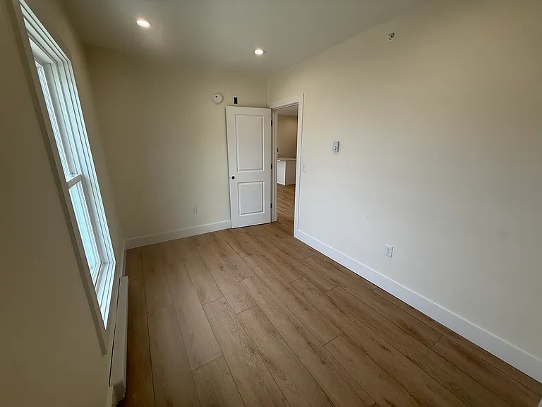 24 Stone St #203 — Photo 9