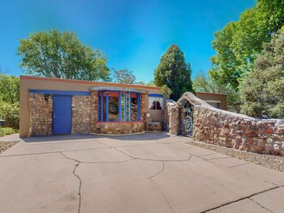 2506 Alamosa Pl, Santa Fe, NM, 87505
