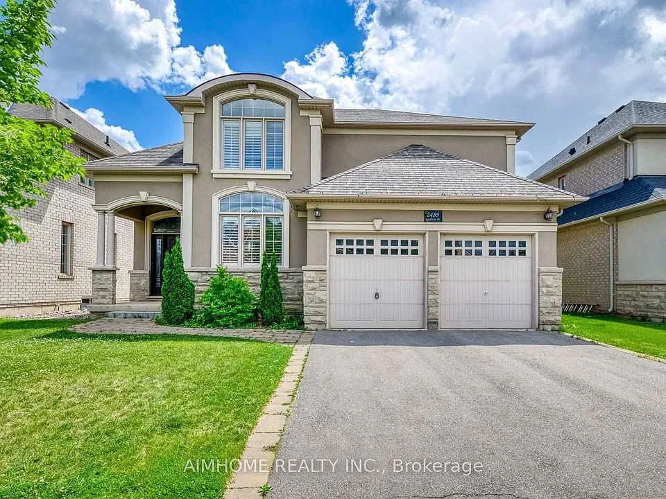 2489 Lyndhurst Dr
