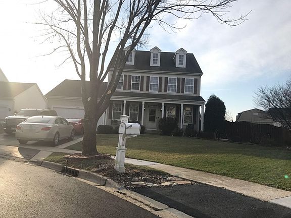 3rd image of 2860 Mansfield Ct