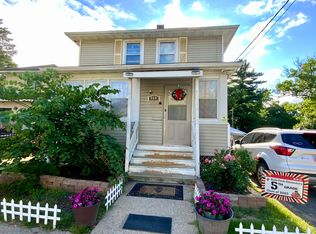 554 S McAlister Ave, Waukegan, IL 60085