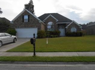 37 Conservation Dr, Savannah, GA 31419