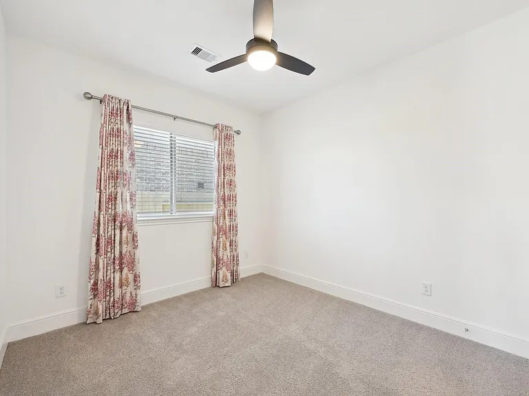 5019 Pomegranate Path — Photo 20
