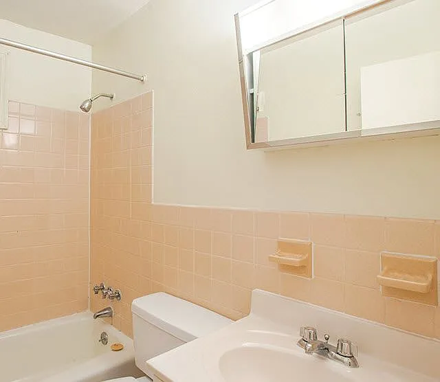New Paltz Gardens Apartments — Photo 8