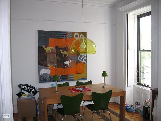 2nd image of 413 3rd St APT 3