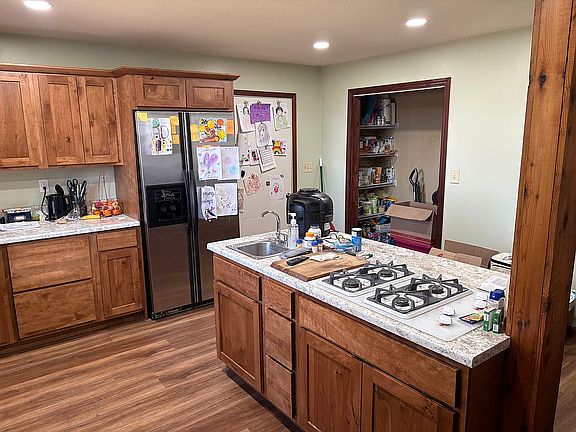 3rd image of 289 Rocky Knoll Rd