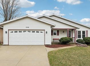 3146 Clove Dr, Madison, WI 53704