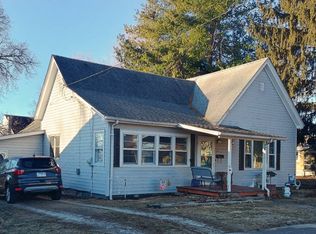 134 E Washington St, Rushville, IL 62681