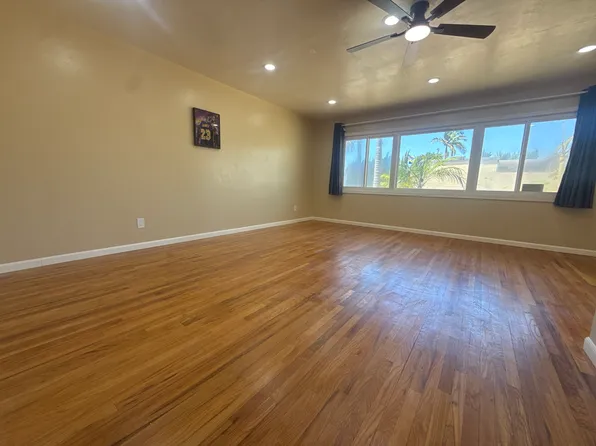 5457 Dorothy Dr, San Diego, CA 92115