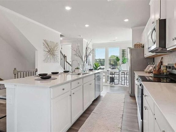 6th image of this home