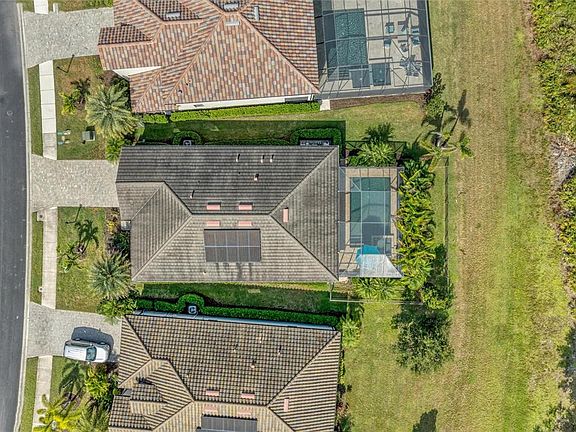 4th image of 17127 Blue Ridge Pl