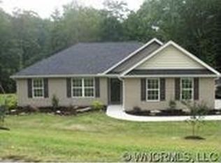 202 Hondah Blvd, Brevard, NC 28712