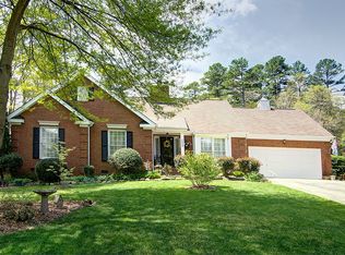 10909 Ridge Acres Rd, Charlotte, NC 28214
