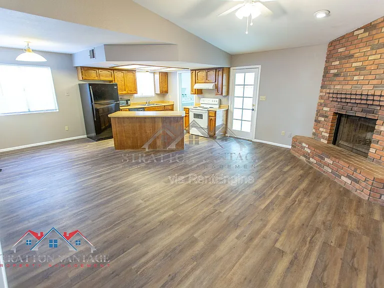 3749 E Hopi Ave — Photo 9