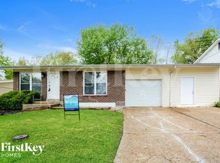 1555 Florida Dr, Arnold, MO 63010