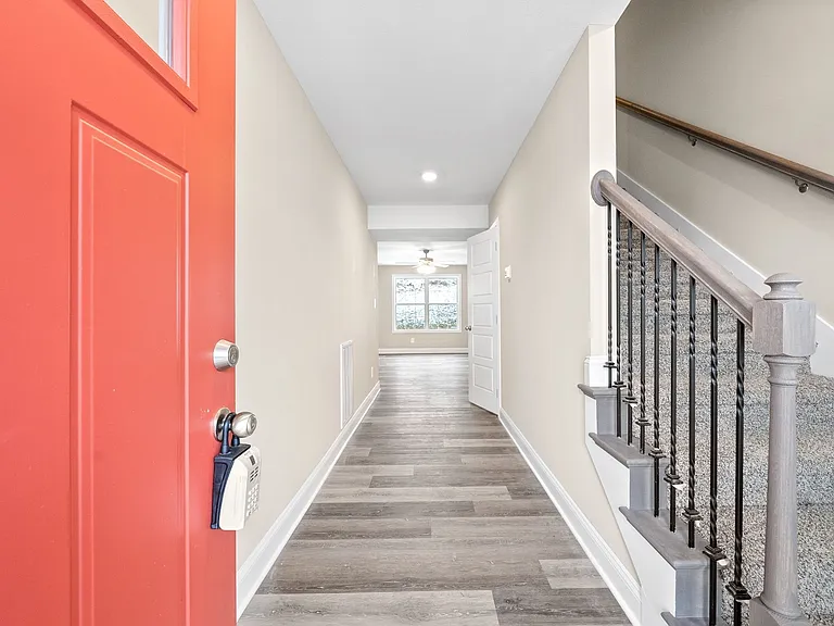 Cardinal Creek Dr — Photo 2