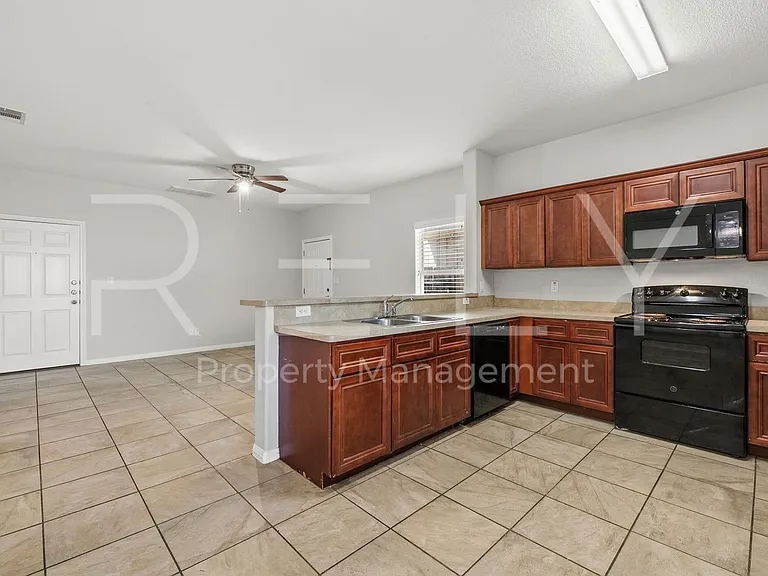 PM2-LH412 Carl Shipp Dr — Photo 8