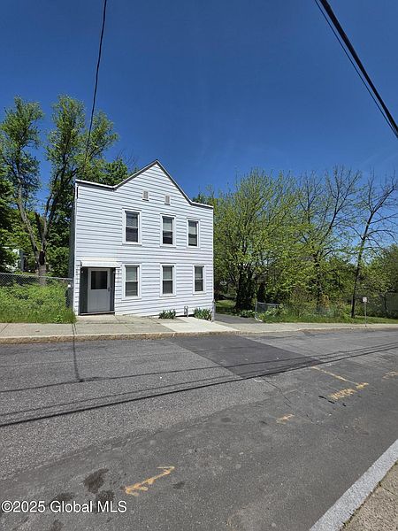 2nd image of 21-23 Liebel Street