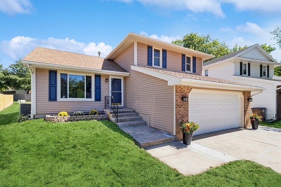 605 53rd Pl, West Des Moines, IA 50266 MLS 681277 Zillow