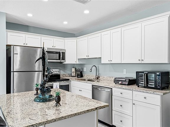 3rd image of 2800 Indian River Blvd #9D