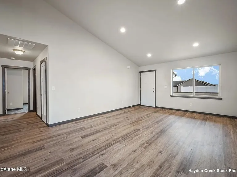 12714 N Lattner St — Photo 10