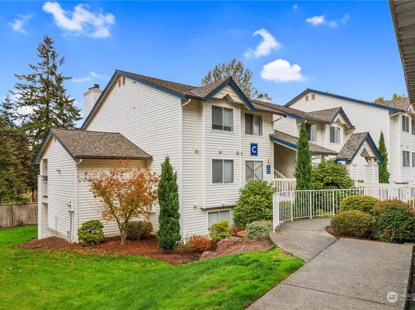5000 Lake Washington Boulevard NE #C302, Renton, WA 98056