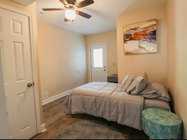 516 N Broadway #202 — Photo 24