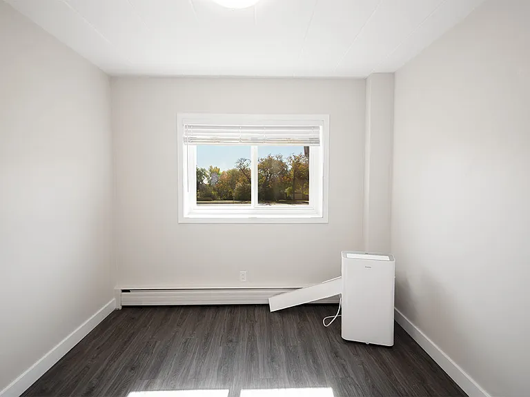 2075 Portage Ave #102 — Photo 28