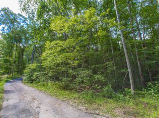 1077 Miller Rd, Signal Mountain, TN 37377