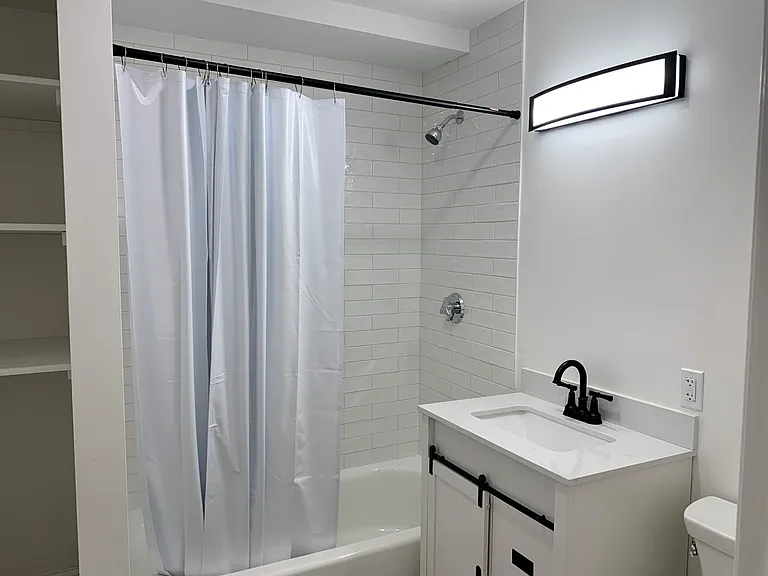 141 Beacon St #1 — Photo 6