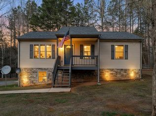 2120 Eagle Point Rd, Huddleston, VA 24104