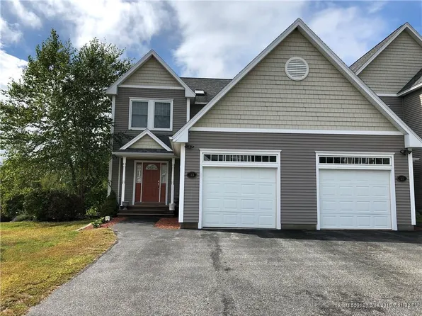33 Harvest Hill Ln, Auburn, ME 04210