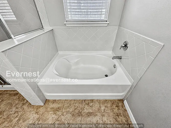 11602 Warren Oaks Pl — Photo 15