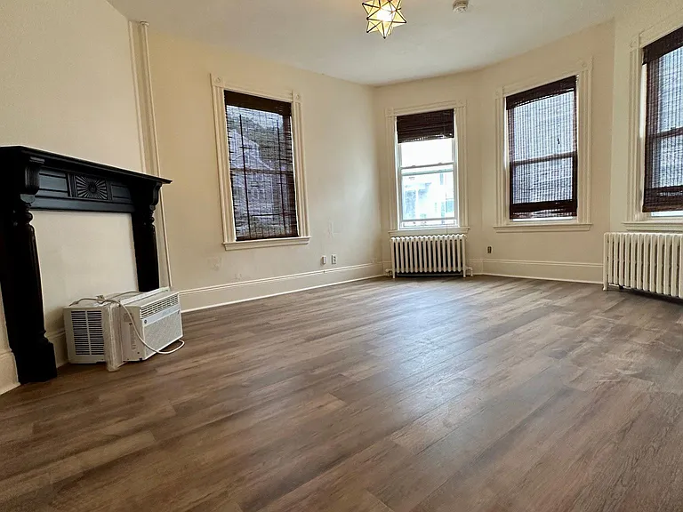 12 Sachem St #1 — Photo 17