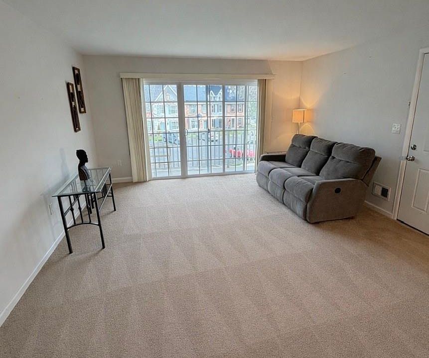 1st image of 89 Albury Way