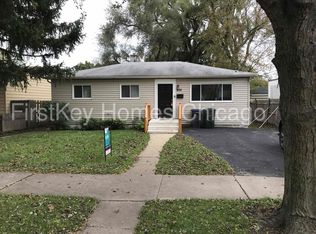 955 Lorraine Ave, Waukegan, IL 60085