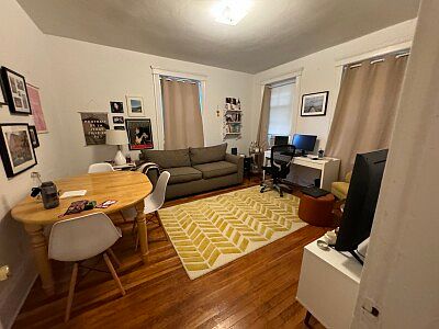 1st image of 122 Warren St APT 3